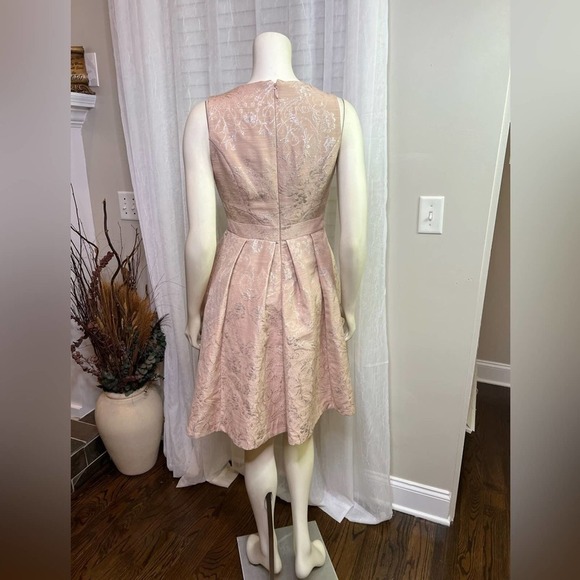 1-Eva Mendes Dusty Rose with silver metallic dress SZ. 2 - Picture 6 of 10